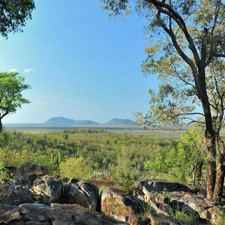 Buffalo Ridge Safari Lodge Madikwe Game Reserve Esterno foto