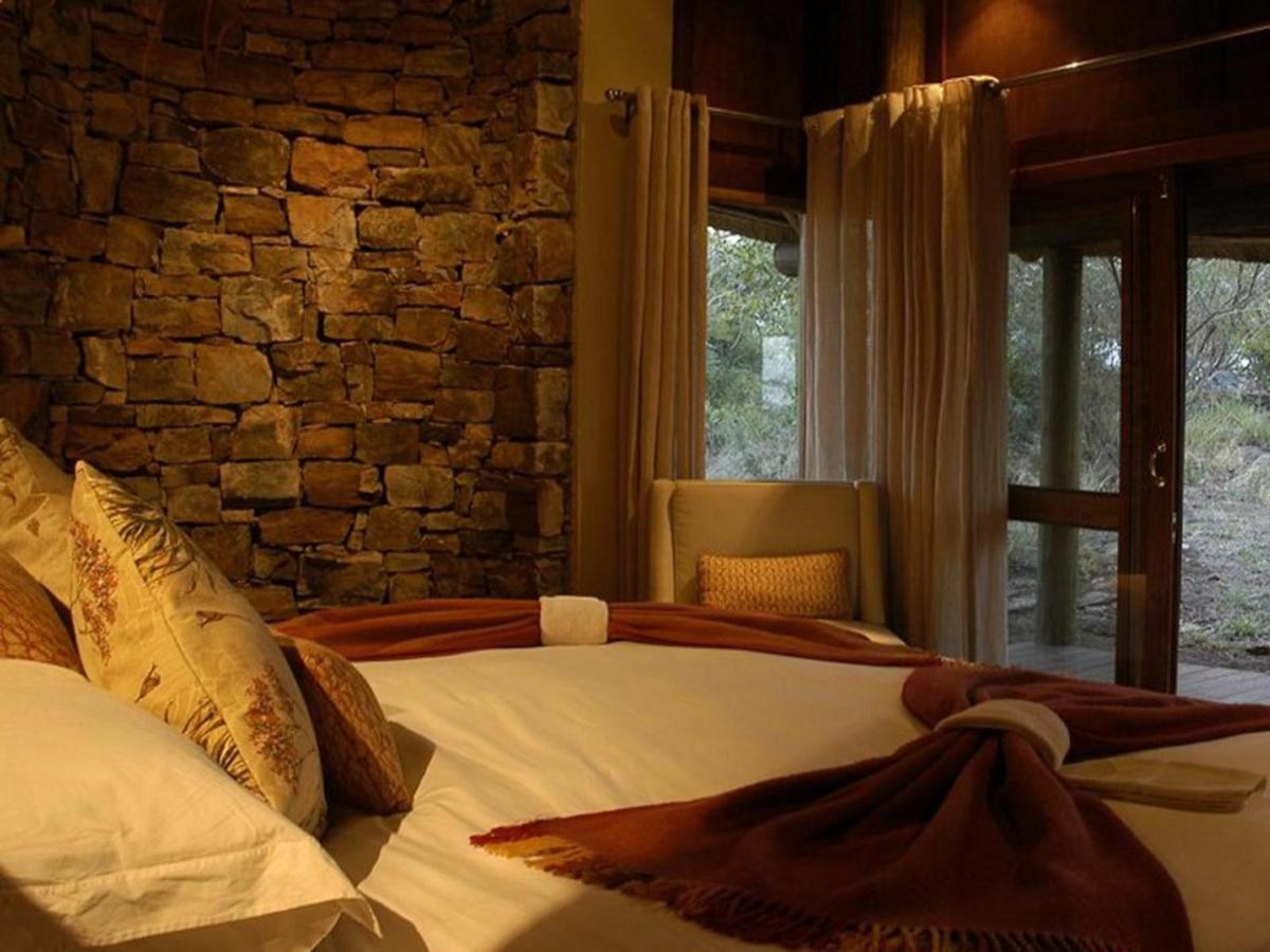 Buffalo Ridge Safari Lodge Madikwe Game Reserve Esterno foto