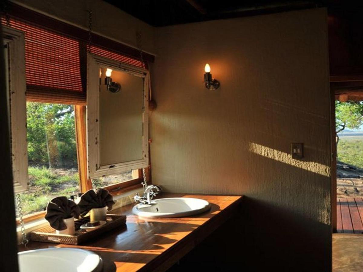 Buffalo Ridge Safari Lodge Madikwe Game Reserve Esterno foto