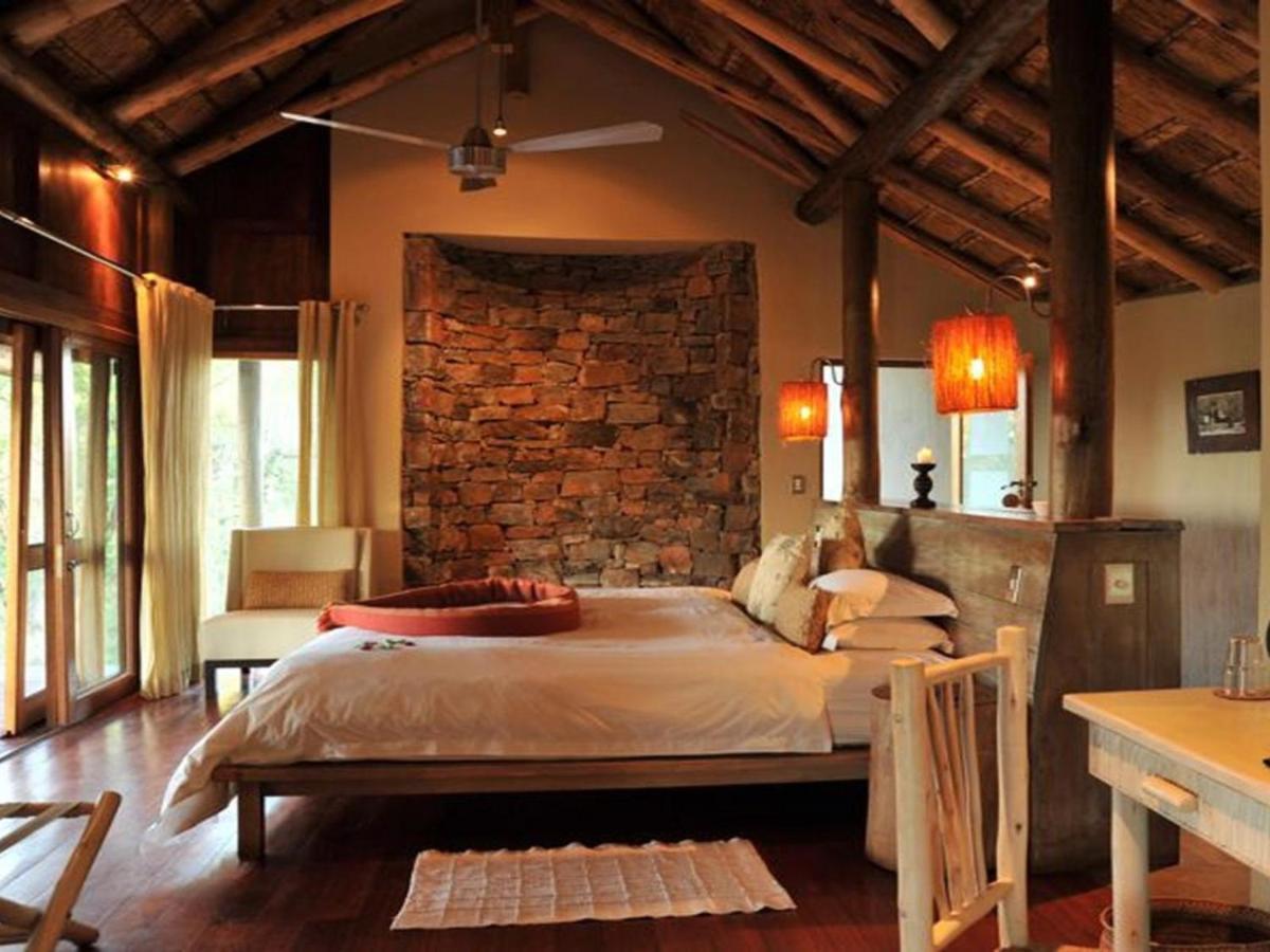 Buffalo Ridge Safari Lodge Madikwe Game Reserve Esterno foto